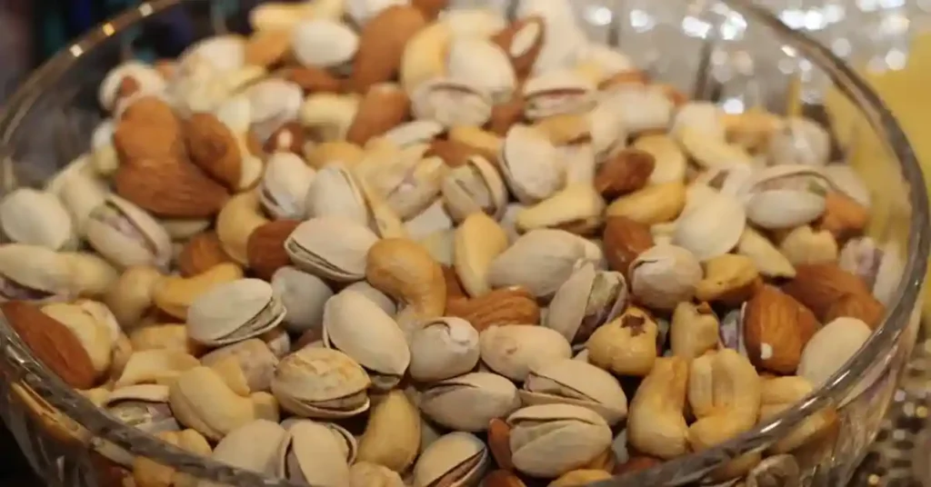 কাঠ বাদাম